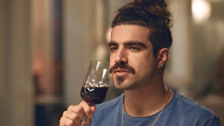 Caio Castro inaugura mansão de luxo em Morro de São Paulo (BA)