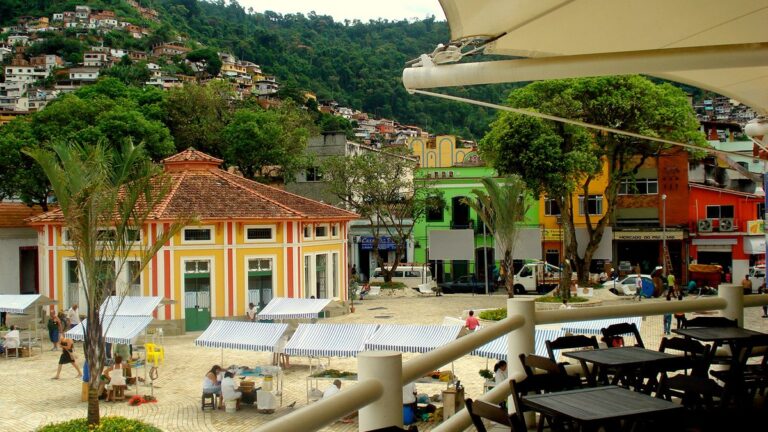 Conheça Paraty e Angra dos Reis: tesouros da Costa Verde (RJ)