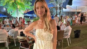 Juliana Didone celebra início de 2026 no Leblon ao lado de amigas