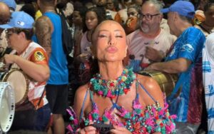 Na Vila Isabel, Sabrina Sato promete Carnaval inesquecível