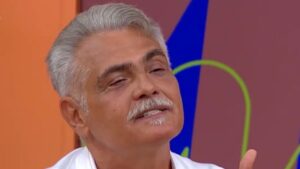 Tarcísio Filho lembra com emoção ao falar sobre morte do pai