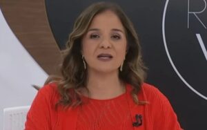 Vera Magalhães deixa o Roda Viva após desacordo com a TV Cultura