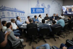 Vereadores rompem o recesso e trabalham em defesa dos contribuintes