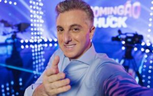 Vidente prevê Luciano Huck fora da TV Globo